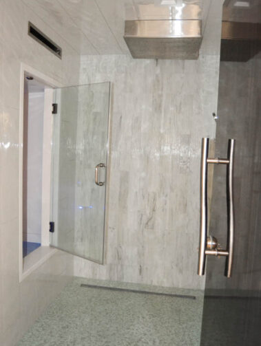 An open door to the floating chamber